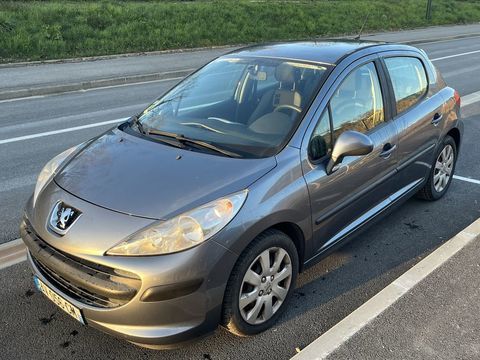 Peugeot 207 1.6 HDi 16v 110ch Ex&eacute;cutive Pack 2007 occasion La Roche-sur-Foron 74800