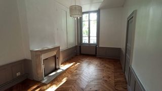  Appartement � louer 4 pi�ces 98 m�
