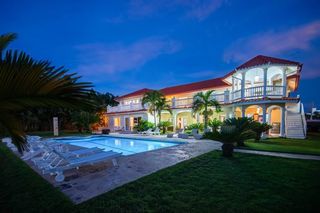  Villa � vendre 1 pi�ce 700 m�