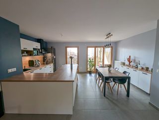  Appartement � vendre 4 pi�ces 96 m�