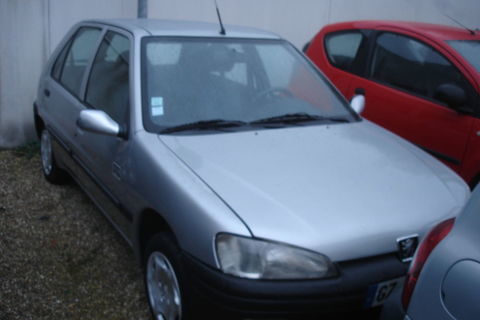 Peugeot 106 1.0i Kid 1997 occasion Houilles 78800