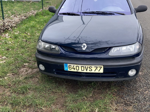 Renault Laguna 1.6i 16V RTE 1998 occasion Sennecey-le-Grand 71240