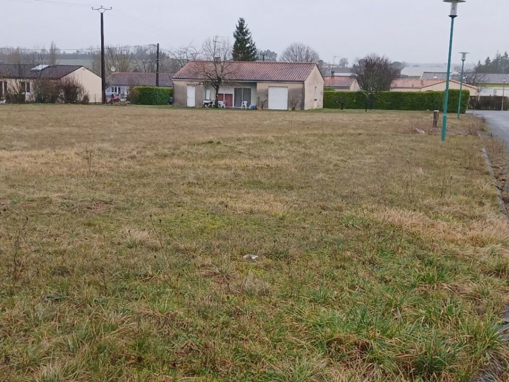 Maisons neuves   Verteillac (24320)