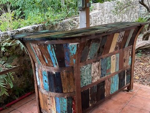 Bar en bois 350 Le Gosier (97)