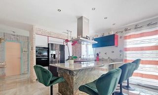  Maison � vendre 8 pi�ces 196 m�