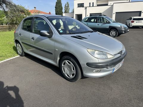 Peugeot 206 1.1i X Line