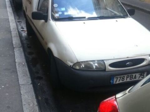 Ford Courrier COURRIER 1.3i 1997 occasion Mo&ucirc;tiers 75009
