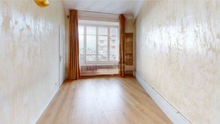  Appartement � louer 5 pi�ces 135 m�