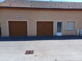  Parking / Garage � louer 140 m�