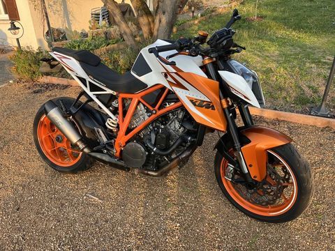Moto KTM 2016 occasion Mirefleurs 63730