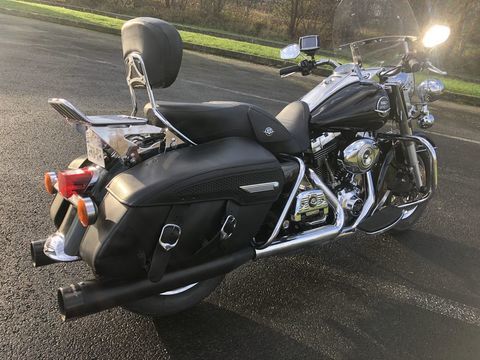 Moto HARLEY-DAVIDSON 2010 occasion Wavrin 59136