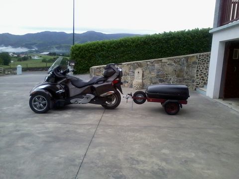 Moto CAN AM 2012 occasion Irissarry 64780