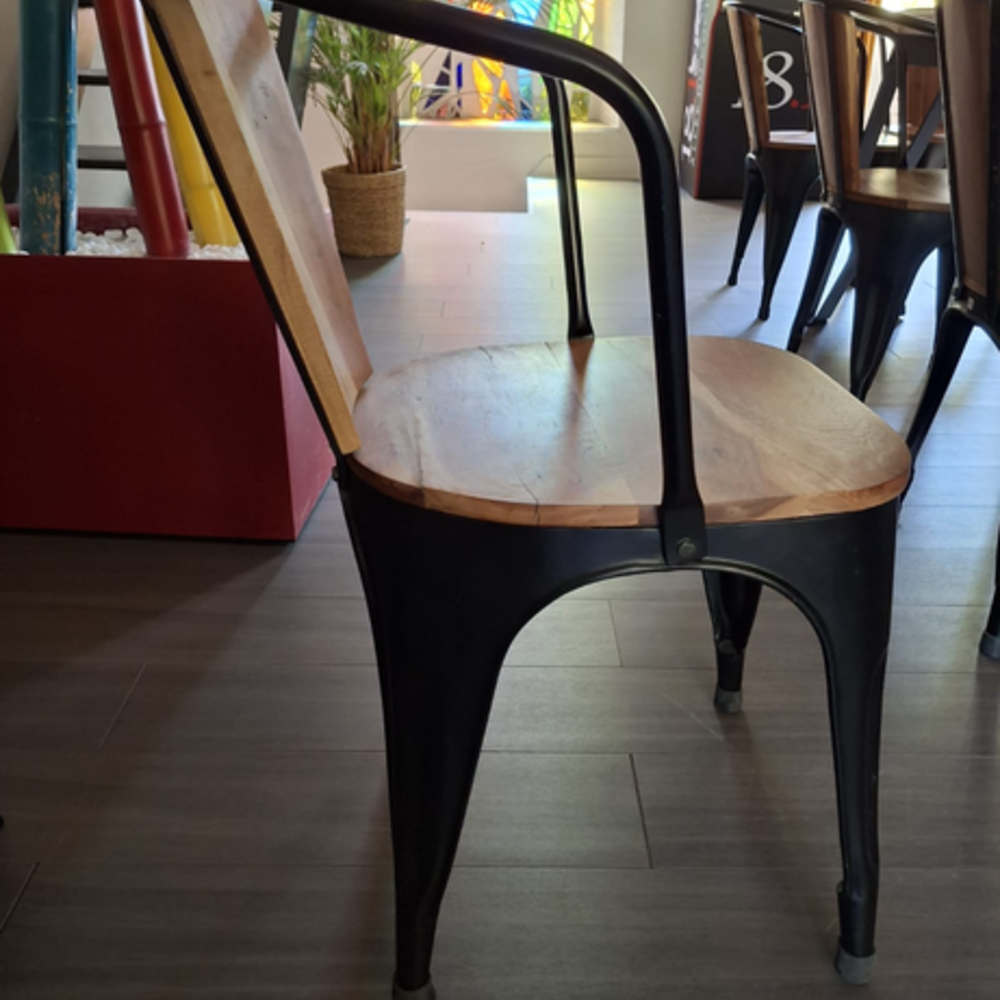 Jolies chaises de salle &agrave; manger / cuisine Meubles