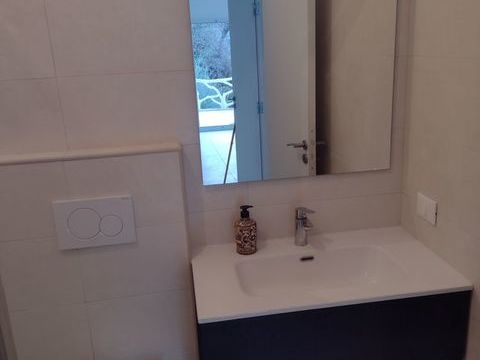   Menton Riviera palace 3 pieces avec terrasse Appartement - 3 pi�ce(s) - 52 m�