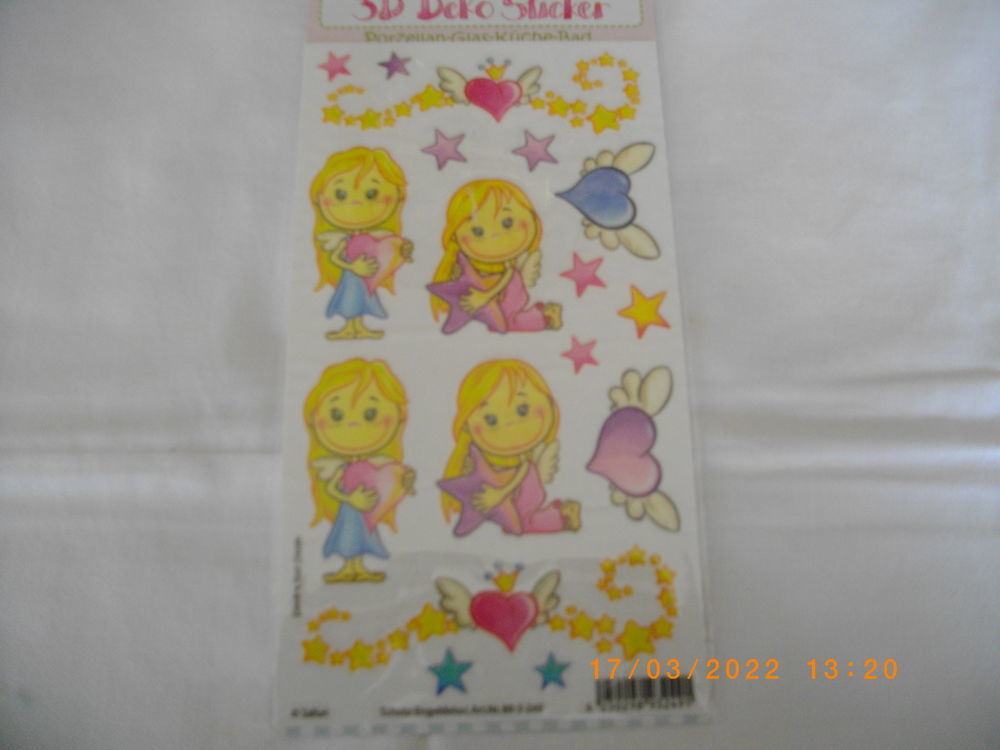 QUATRE PAQUETS DE PLAQUES DE STICKERS POUR ENFANT Jeux / jouets