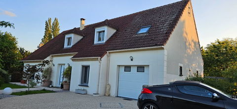   Villa � 1h10 de Paris et � 40mn d'Orl�ans Villa - 8 pi�ce(s) - 230 m�