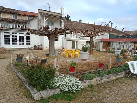   MEUBL� courte dur�e Appartement - 8 pi�ce(s) - 120 m�