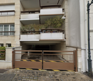  Parking / Garage � louer 10 m�