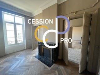  Immeuble � vendre 865 m�