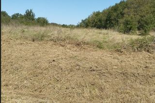  Terrain � vendre 49200 m�