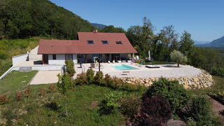  Villa � vendre 10 pi�ces 272 m�