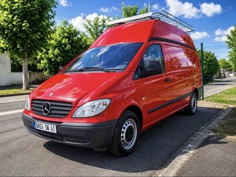 MERCEDES Camion - porteur > 3,5 t 2008 occasion Brie-Comte-Robert 77170