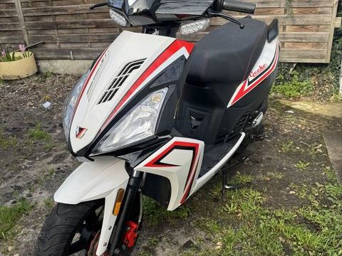 Scooter DIVERS 2025 occasion Bordeaux 33200