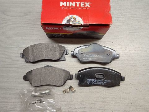 Pi&egrave;ces et &eacute;quipements Voiture Pi&egrave;ces et &eacute;quipements Voiture  occasion Laudun-l'Ardoise 30290