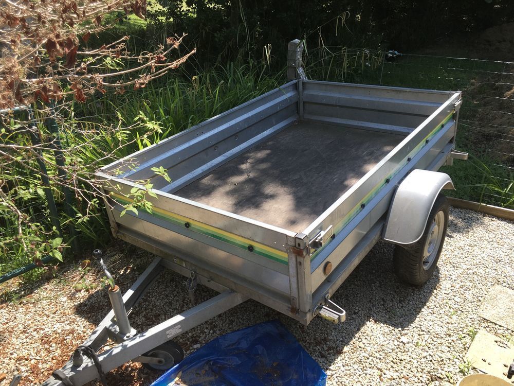  Urgent cause d&eacute;m&eacute;nagement vend Remorque Jardin