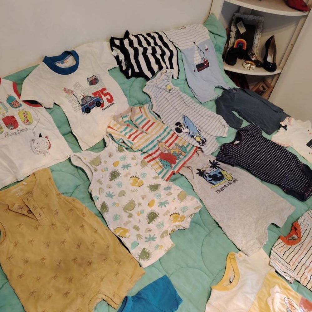 Vends lot de v&ecirc;tements 12 mois pour gar&ccedil;on. Vêtements enfants