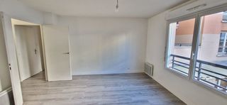  Appartement à louer 2 pièces 45 m² Rosny-sous-bois