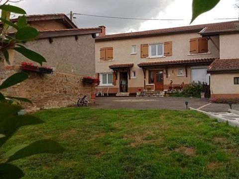   Maison ancienne r�nov�e Haute Rivoire Maison - 6 pi�ce(s) - 121 m�