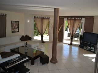  Maison � vendre 4 pi�ces 150 m�