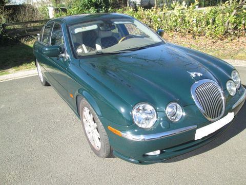 Jaguar S-Type 4.0i V8 A 1999 occasion La Source 45100