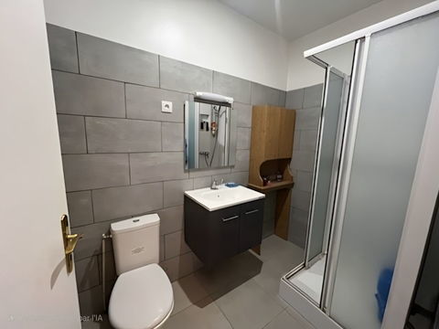   Appartement F2 � saisir Appartement - 2 pi�ce(s) - 42 m�