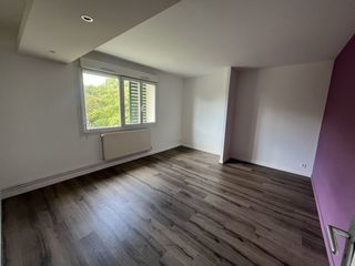  Appartement � louer 4 pi�ces 86 m�