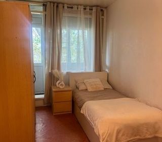  Appartement � vendre 5 pi�ces 95 m�