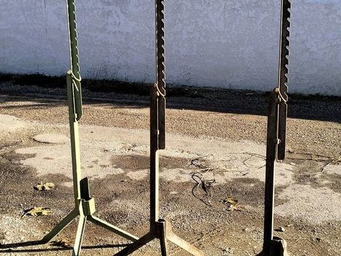 Treteaux a cremaillere ancien pied de poule 150 Saint-Jean-de-Fos (34)