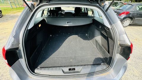 Peugeot 308 SW BlueHDi 130ch S&S EAT6 Allure Business 2019 occasion Concarneau 29900