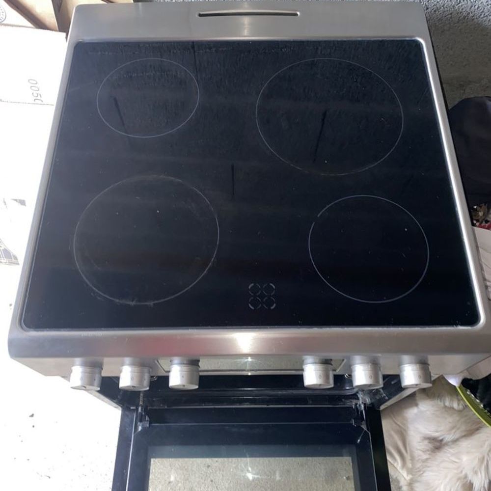 Cuisini&egrave;re &eacute;lectrique Valberg Electroménager