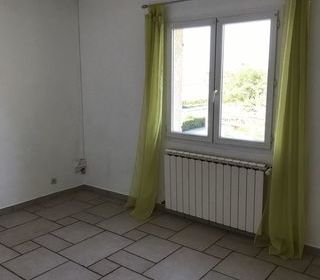  Appartement � louer 4 pi�ces 85 m�