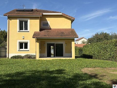   Villa - 110m � Maison - 5 pi�ce(s) - 110 m�