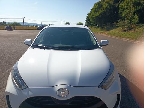 Toyota Yaris Hybride 116h Design 2025 occasion Bourg-en-Bresse 01000