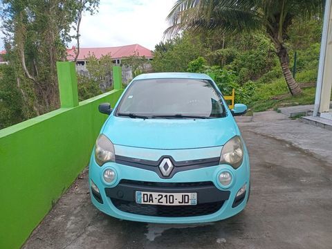 Renault Twingo II 1.2 LEV 16v 75 eco2 Intens 2013 occasion Sainte-Anne 97180