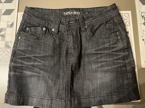 Mini-jupe en jeans Onado noire 18 Arcueil (94)