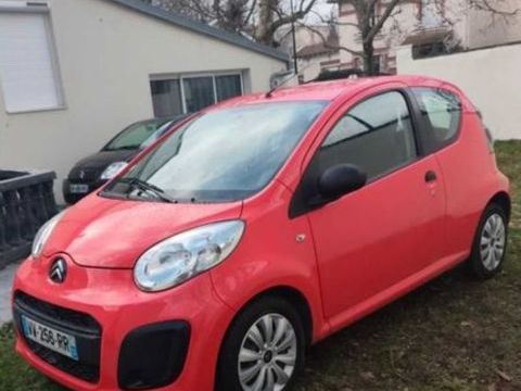 Citro&euml;n C1 1.0i Attraction 2014 occasion Saint-Maur-des-Foss&eacute;s 94100
