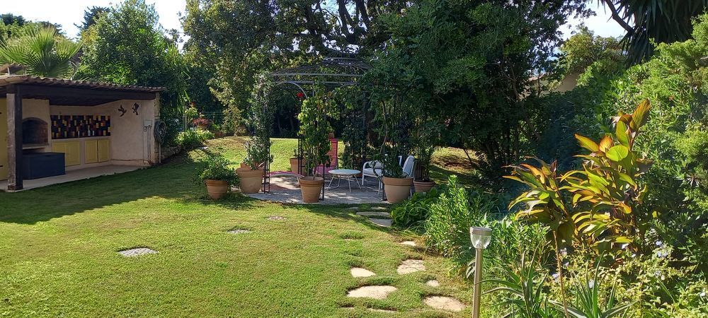 � vendre  Maison Le Rouret (06650)