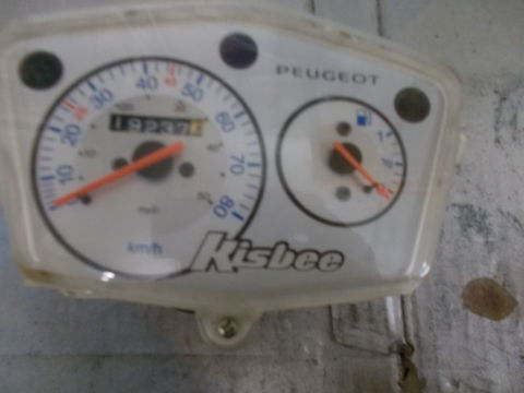 Pi&egrave;ces et &eacute;quipements Moto - Scooter - Quad Pi&egrave;ces et &eacute;quipements Moto - Scooter - Quad  occasion Abilly 37160