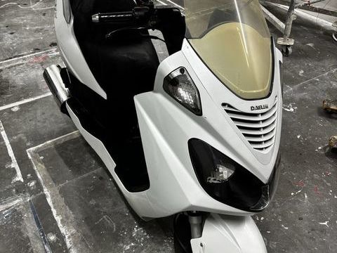 Scooter DAELIM 2010 occasion Mont&eacute;limar 26200