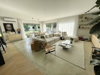  Maison � vendre 8 pi�ces 300 m�